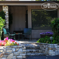 Carmel Valley Lodge