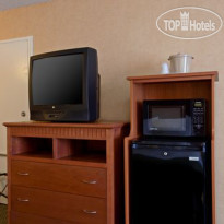 Holiday Inn Express Colton-Riverside North 