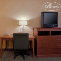 Holiday Inn Express Colton-Riverside North 