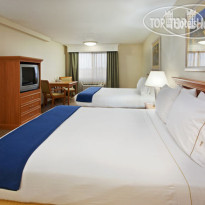 Holiday Inn Express Hotel & Suites Corning 