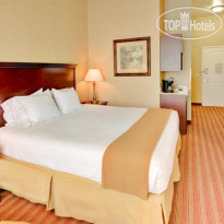 Holiday Inn Express Hotel & Suites Corona