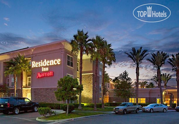 Hotelier's photos Residence Inn Corona Riverside 3*