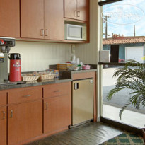 Days Inn Costa Mesa Newport Beach 