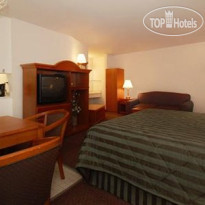 Quality Inn & Suites Redwood Coast
