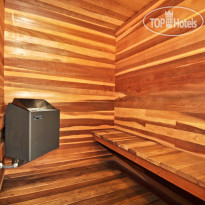 Best Western Plus Palm Court Hotel 