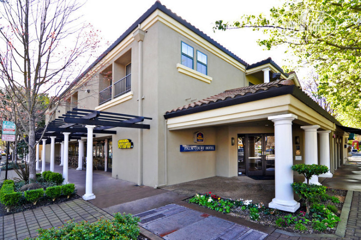 Best Western Plus Palm Court Hotel