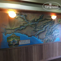 The Redwood Fortuna Riverwalk Hotel
