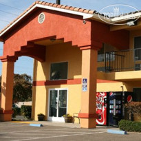 Econo Lodge Inn & Suites Lodi 