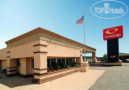 Hotelier's photos Econo Lodge Clovis 2*