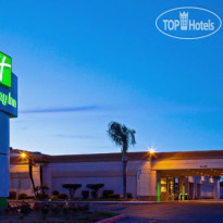 Holiday Inn Fresno-Airport