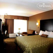 Ramada Fresno North 