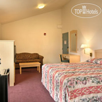 Super 8 Hayward Downtown 