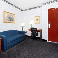 Comfort Suites Visalia