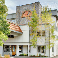 Red Wolf Lodge at Squaw Valley 