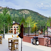 Red Wolf Lodge at Squaw Valley 