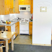 Red Wolf Lodge at Squaw Valley 