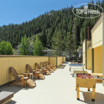 Red Wolf Lodge at Squaw Valley 