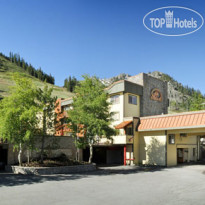Red Wolf Lodge at Squaw Valley 