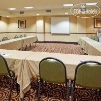 Holiday Inn Express Woodland 