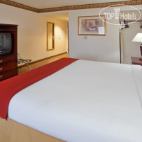 Holiday Inn Express Woodland 