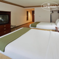 Holiday Inn Express Woodland 