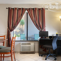 Days Inn Encinitas - Legoland Moonlight Beach 