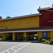 Comfort Inn & Suites Near Folsom Lake 