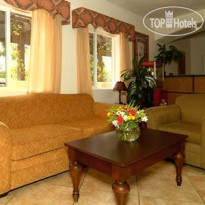 Comfort Inn & Suites Lamplighter 