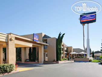 Hotel photo Howard Johnson Inn And Suites Vallejo Near Discovery Kingdom 2*
