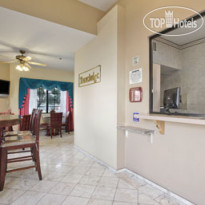 Lynwood Century Freeway Travelodge 