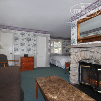 The Cobblestone Inn