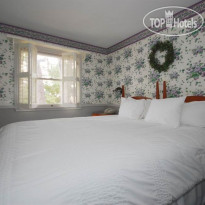 The Cobblestone Inn