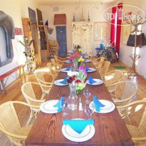 Metro Hotel and Cafe Кафе