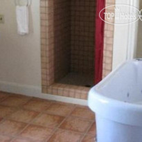 Coast Guard House Historic Inn Ванная комната