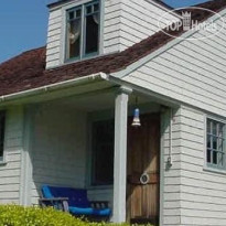 Coast Guard House Historic Inn Коттедж