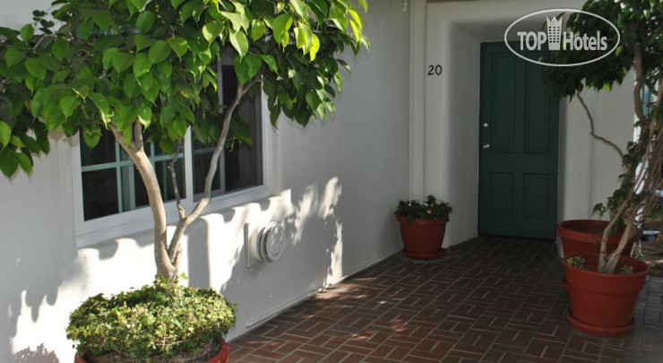 New photos from tourists Coast Village Inn - Santa Barbara 2*