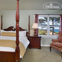 Colonial Terrace Inn 