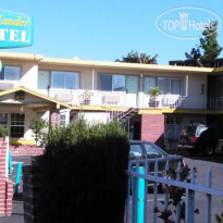 Highlander Motel 