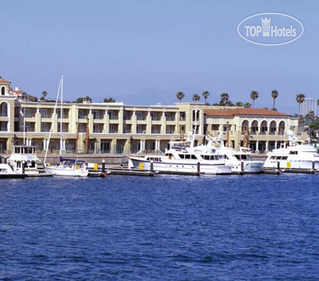 Balboa Bay Resort