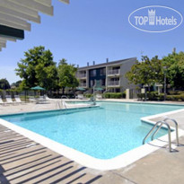 Best Western Plus Garden Court Inn 