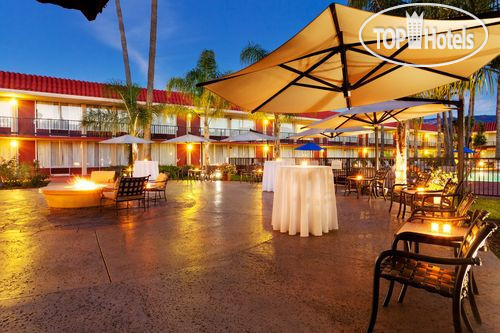 Hotel photo Holiday Inn Santa Barbara Goleta 3*