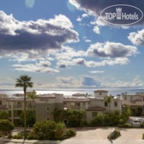 Dolphin Bay Resort & Spa