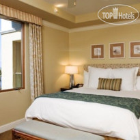 Dolphin Bay Resort & Spa