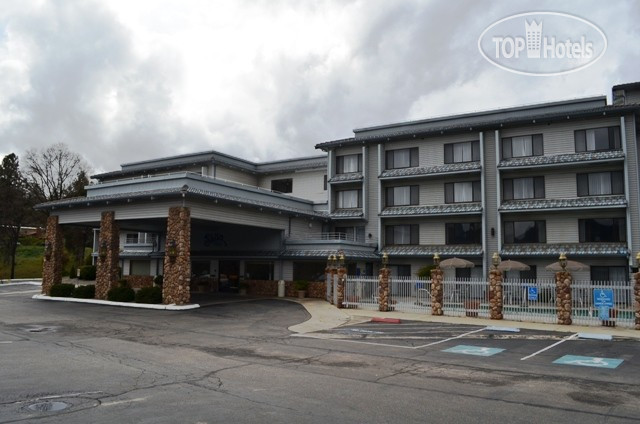 Yosemite Southgate Hotel & Suites