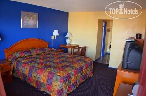 New photos from tourists Aqua Breeze Inn 2*