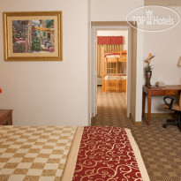 Cortona Inn & Suites Anaheim Resort