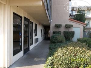 Hotelier's photos Good Nite Inn Sacramento 2*