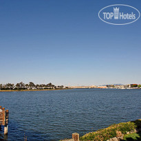 Motel 6 Oakland-Embarcadero 