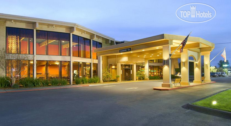 Hotelier's photos Red Lion Redding 3*