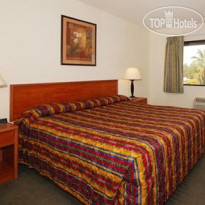 Econo Lodge Ontario